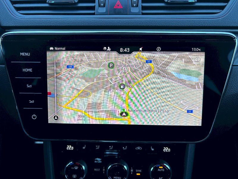Škoda Superb (2021) 2.0 TSI 140kW SportLine - fotka 20 z 35
