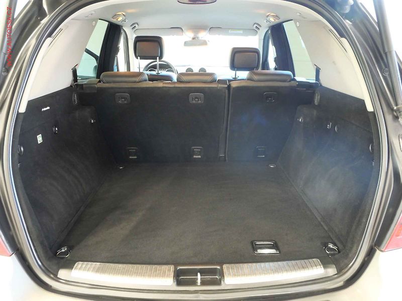 Mercedes-Benz Třídy M (2006) 3.0 CDI ML280 4Mat - fotka 7 z 21