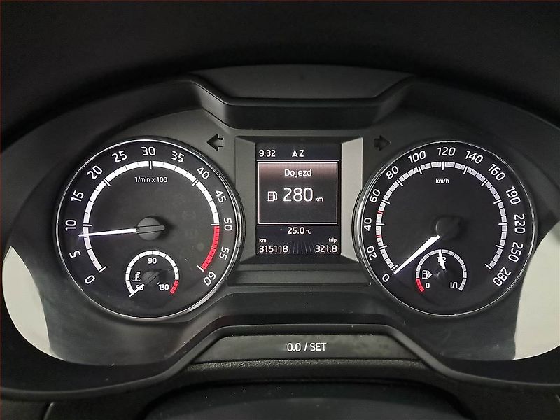 Škoda Octavia (2014) RS 2.0 TDI, Kůže, Navi - fotka 11 z 22