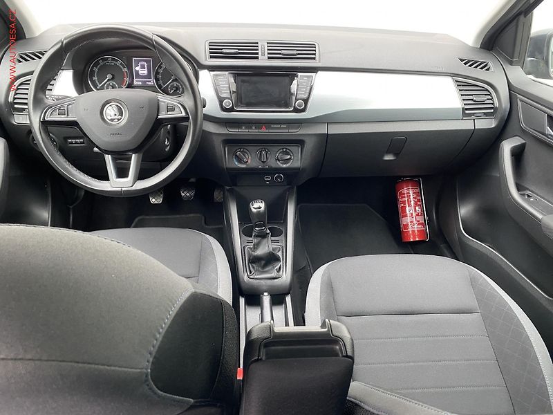 Škoda Fabia (2019) 1.0 TSi, Ambition, navi - fotka 8 z 18
