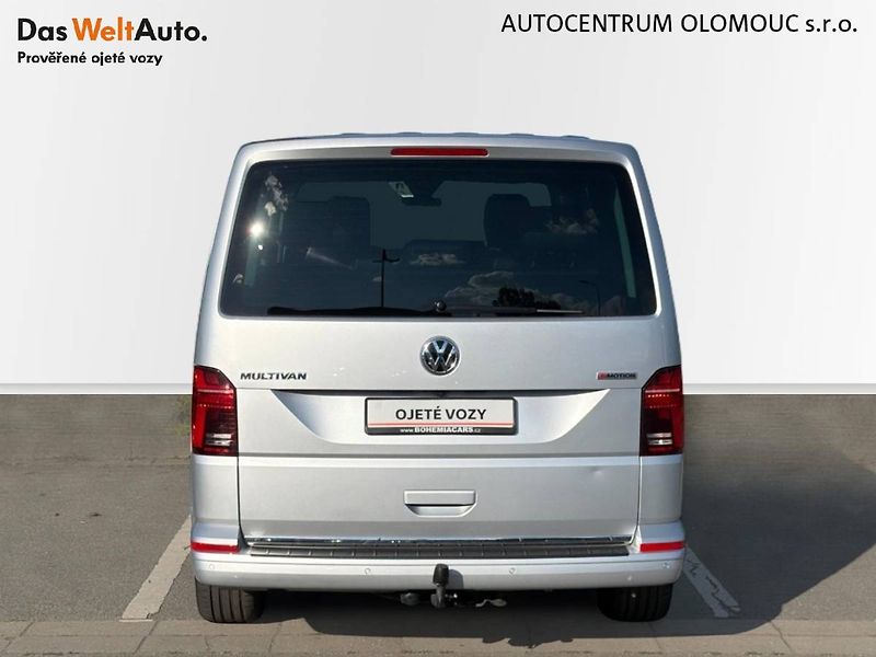 Volkswagen Multivan (2023) 2.0 TDI HIGHLINE 4MOT - fotka 21 z 34