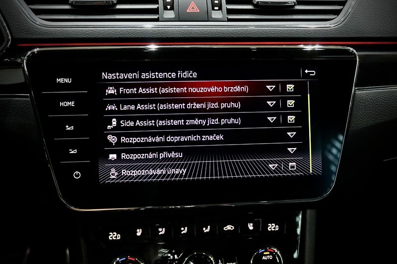 Škoda Superb 3 FL 2.0 TSI 140 kW DSG L&K - fotka 36 z 59