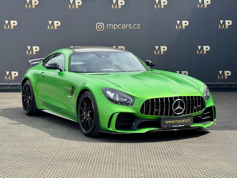 Mercedes-Benz AMG GT (2017) R 4.0 V8 430kW, Carbon Ceramic - fotka 3 z 61