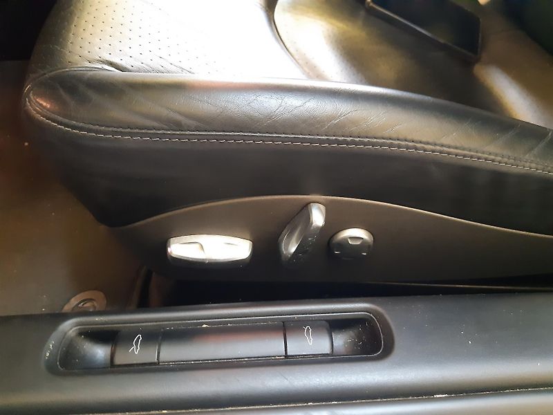 Porsche 911 CARRERA NAVI MANUAL  - fotka 17 z 21
