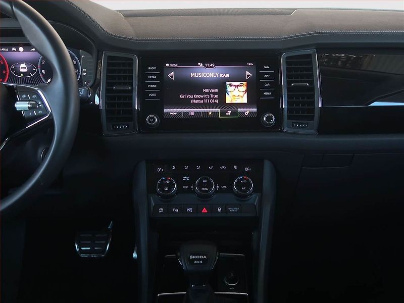 Škoda Kodiaq (2024) Laurin&Klement 2.0 TDI - fotka 12 z 18