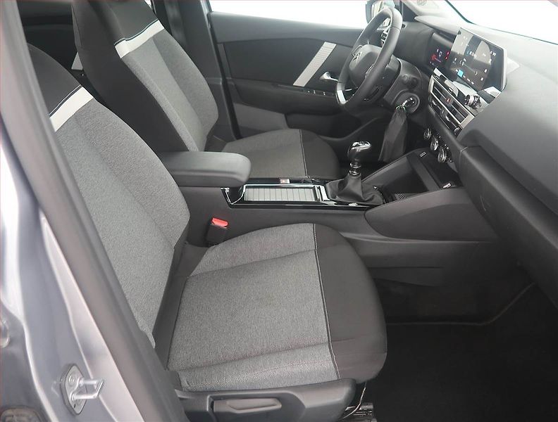 Citroën C4 X (2024) 1.2 PureTech, ČR,1.maj - fotka 9 z 14