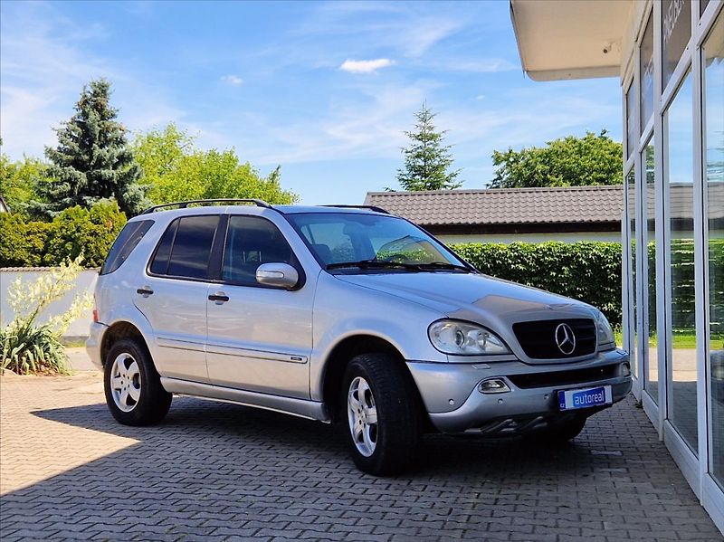 Mercedes-Benz Třídy M 2,7 CDI 120kW AUTO  ML 270 CDI - fotka 7 z 33