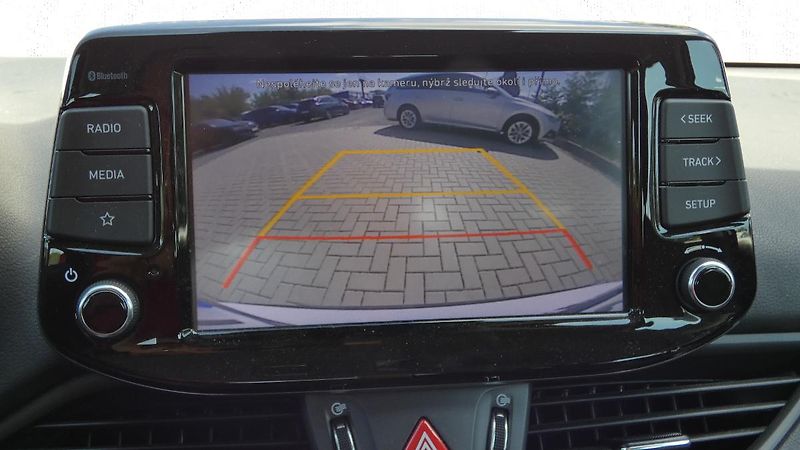 Hyundai i30 Kombi 1.5 T-GDI mHEV Family Co - fotka 15 z 22