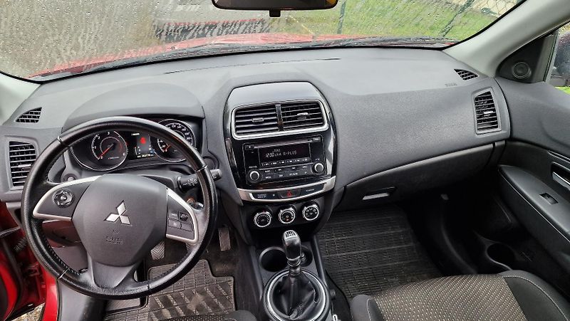 Mitsubishi ASX 1,8DDi 4x4 Manuál Nové ČR - fotka 5 z 17