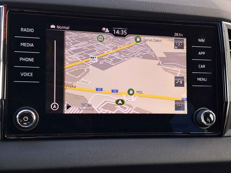 Škoda Karoq (2021) 1.5 TSi, 1.maj,ČR, Style, DSG - fotka 18 z 19