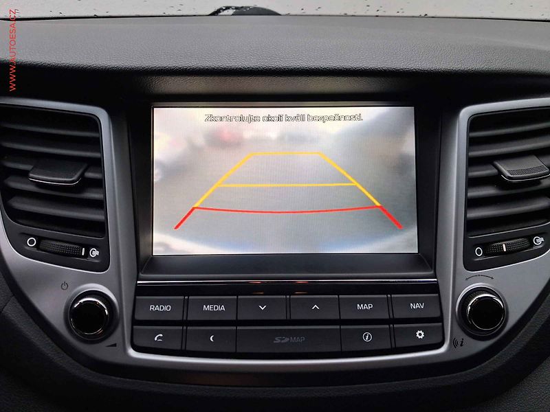 Hyundai Tucson (2016) 1.6 GDi, Navi, kamera, TZ - fotka 18 z 18