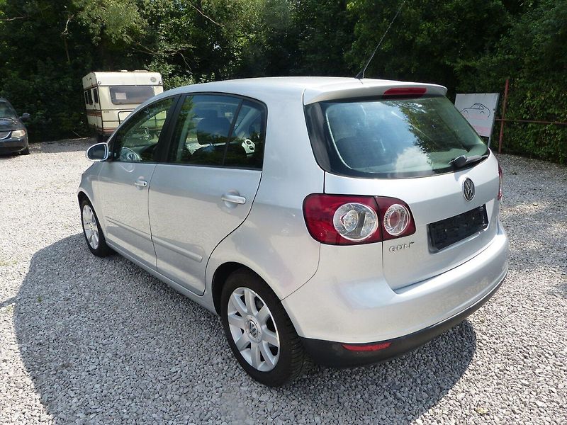 Volkswagen Golf Plus 1.9TDI - fotka 4 z 19