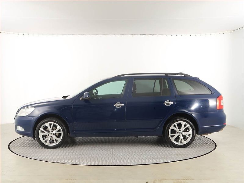 Škoda Octavia (2012) 1.6 TDI 4x4, 4X4, Serv.kniha - fotka 3 z 17
