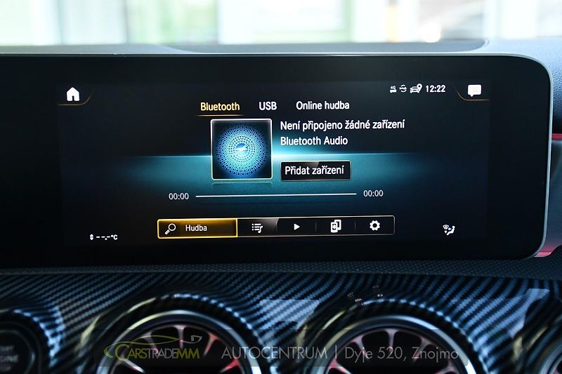Mercedes-Benz Třídy A A 35 AMG 4MATIC AERO - fotka 42 z 55