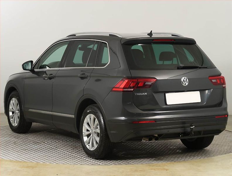 Volkswagen Tiguan (2018) 1.4 TSI - fotka 4 z 22