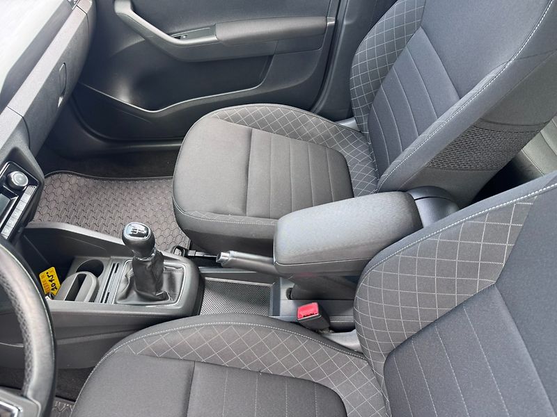 Škoda Fabia (2015) 1,4 TDI 77 KW 2. MAJ STK - fotka 33 z 43