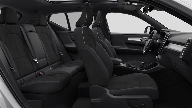 Volvo XC40 (2026) 2,0 B4  Ultra - fotka 7 z 10