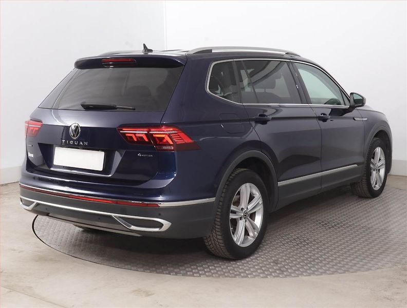 Volkswagen Tiguan (2023) Elegance 2.0 TDI - fotka 5 z 18