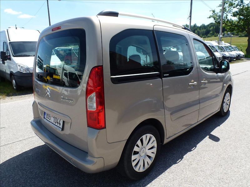 Citroën Berlingo 1,6 HDI  Multispace - fotka 10 z 44