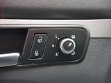 Volkswagen Touran (2012) 2.0 TDi, Comfortline - náhled 14