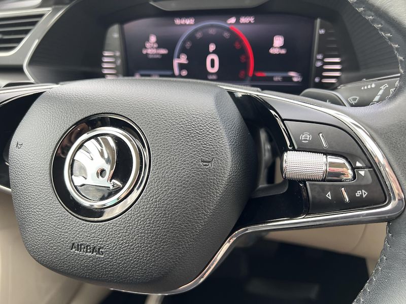 Škoda Superb 2.0TDi 147kw 4x4 ČR 1.MAJ DPH - fotka 19 z 50