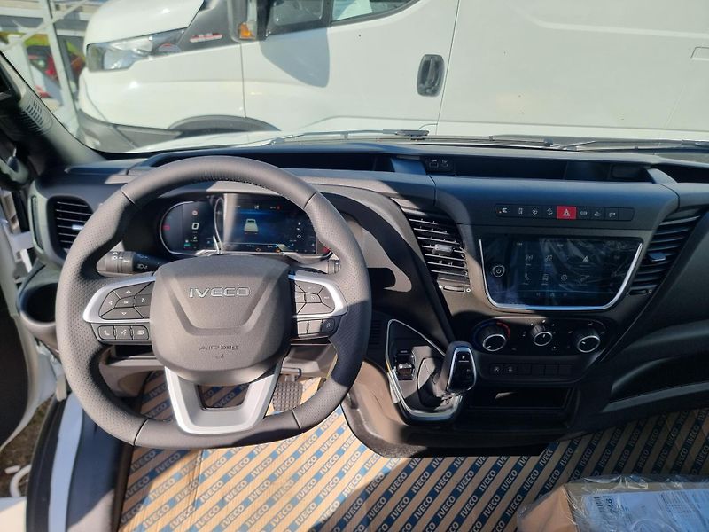 Iveco Daily (2026) 35S16/2,3L/automat/ - fotka 14 z 15