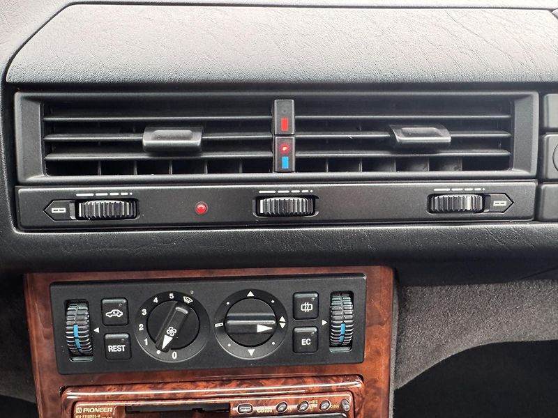 Mercedes-Benz SL (1994) SL500 - CZ - fotka 21 z 29