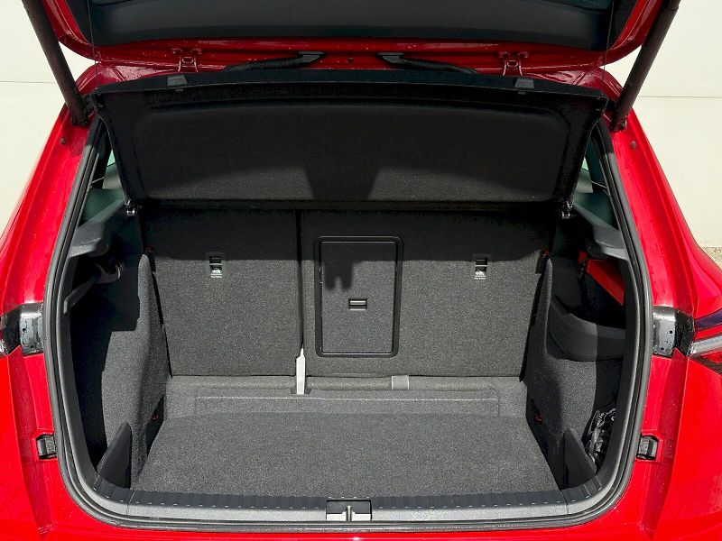 Škoda Karoq (2025) 1.5 TSI 110 kW DSG SportLine - fotka 25 z 27