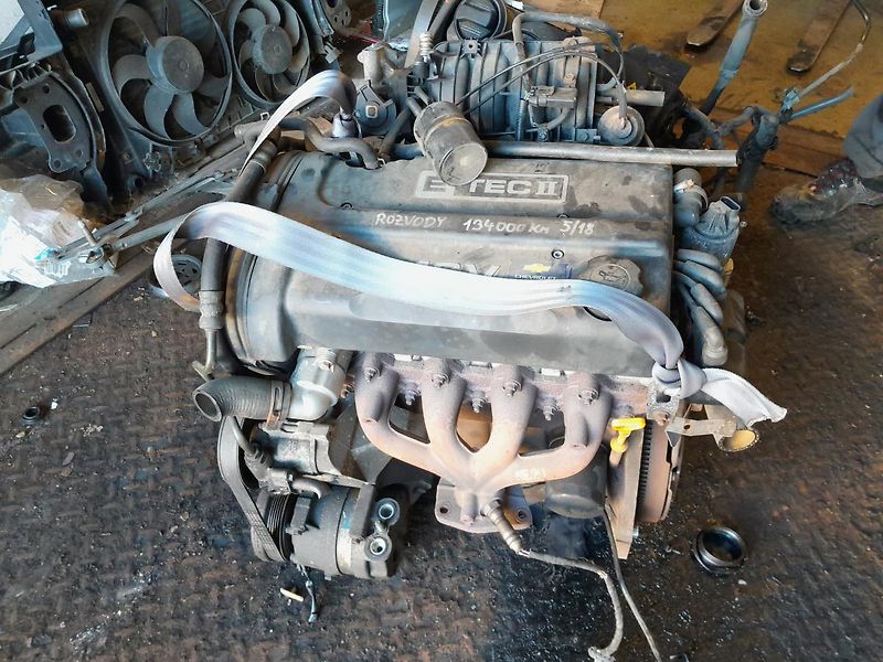 Daewoo Kalos 1.4 16V 61Kw F14S3 motor - fotka 1 z 4