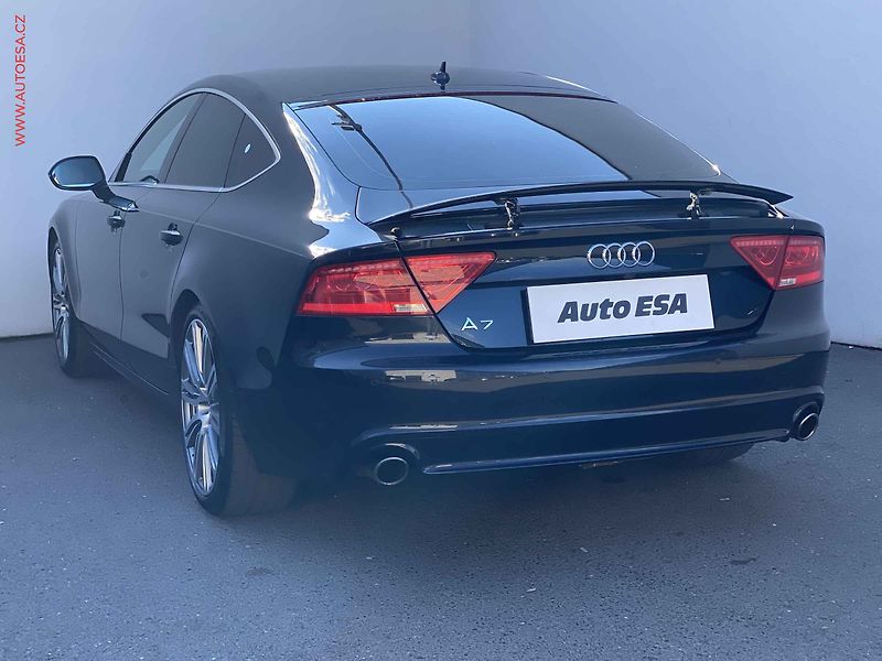 Audi A7 (2011) 3.0 TFSi quattro, AT, LED - fotka 6 z 21