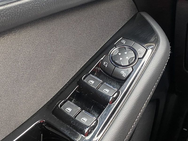 Ford S-MAX 2.0TDCi, ČR-1m, navi, +kola - fotka 30 z 35