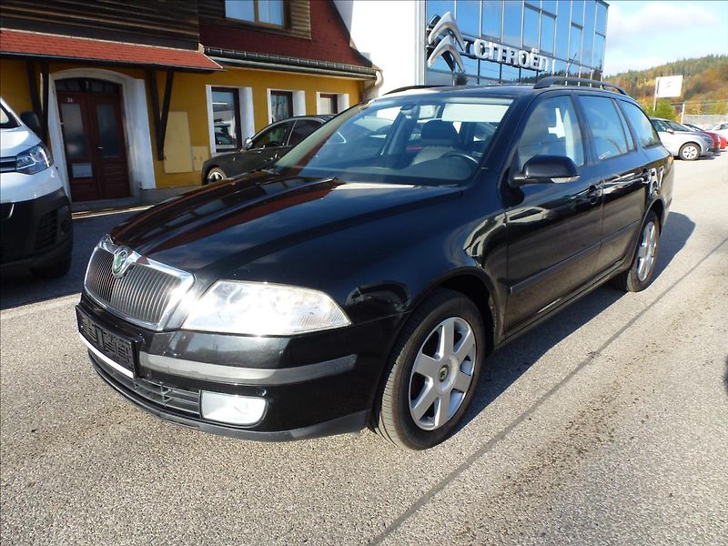 Škoda Octavia 1,9 TDI Pěkná - Bez koroze!!! - fotka 2 z 50