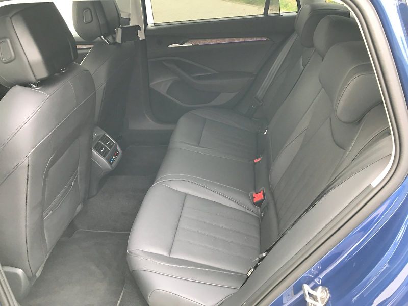 Škoda Superb (2024) COMBI 2.0 TDI - 142 KW, L&K, A - fotka 22 z 28
