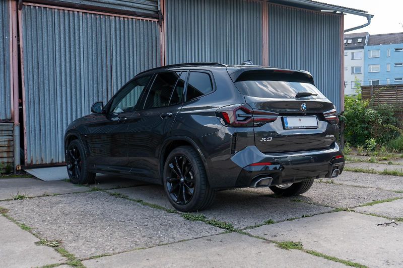 BMW X3  xDrive30d (G01) 210kW DPH CZ - fotka 6 z 15