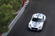 Aston Martin poprvé představil svůj elektrický Rapide v akci