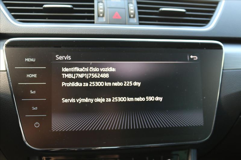 Škoda Superb 2,0 TDi, DSG , 4x4 - fotka 28 z 52