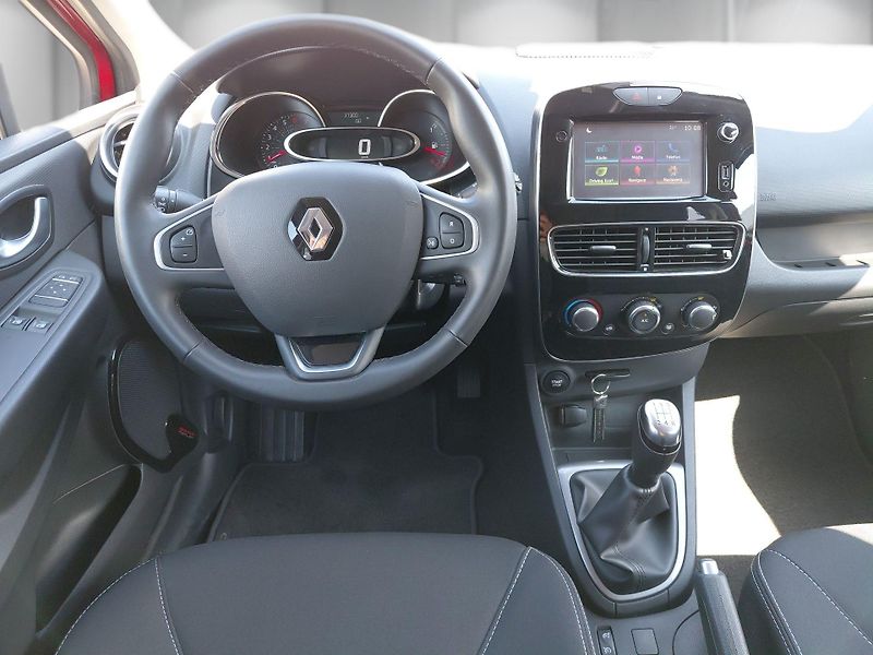 Renault Clio (2017) 1,2i 54 kW Limited - fotka 16 z 23