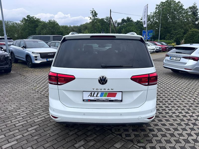 Volkswagen Touran 2.0 TDI 110kW DSG Highline - fotka 7 z 16