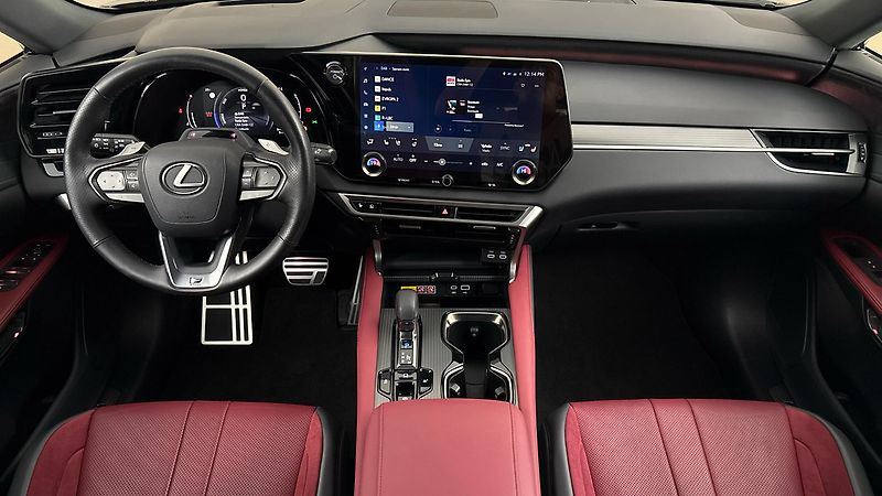 Lexus RX 500h AUT 4x4 F Sport Plus - fotka 8 z 31
