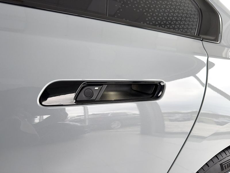 BMW i7 60 xDrive M-SPORT*Max.Výbava! - fotka 56 z 59