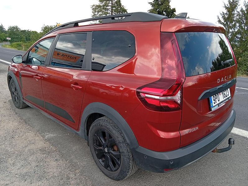 Dacia Jogger 1.0 TCe LPG, Extreme, 7 míst - fotka 4 z 24