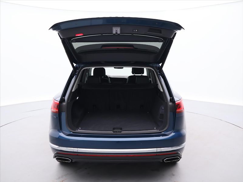 Volkswagen Touareg 3,0 TDI 210kW 4M LED DPH CZ - fotka 9 z 39