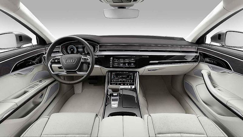 Audi A8L W12.