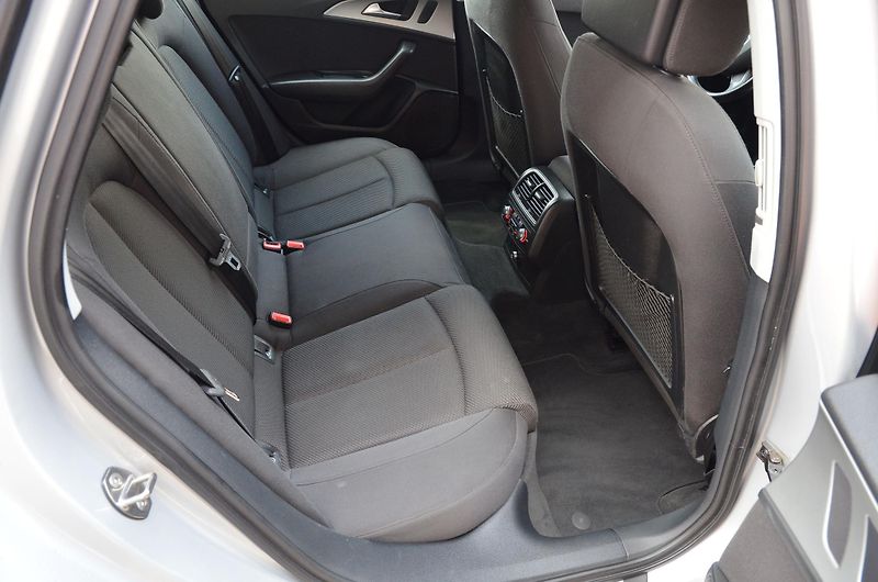 Audi A6 (2013) Avant 3.0 TDi 150kW AT / XENON - fotka 15 z 42