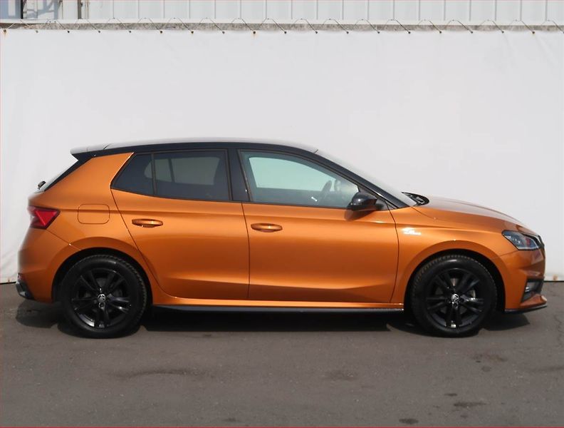 Škoda Fabia (2023) Monte Carlo 1.0 TSI - fotka 6 z 19