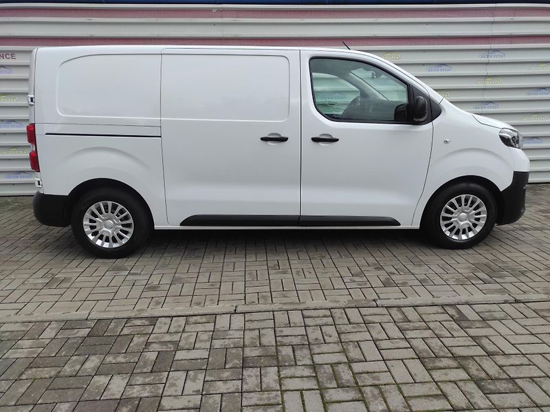 Toyota ProAce 1,5D-4D L1, v REZERVACI - fotka 6 z 34