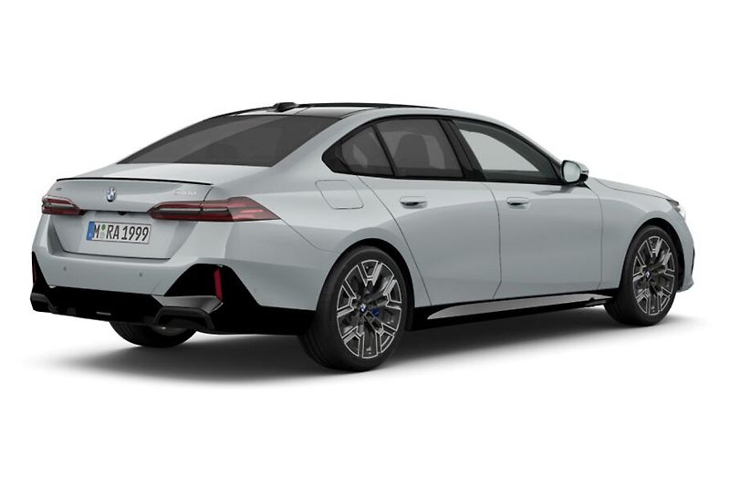 BMW Řada 5 540d xDrive Sedan - fotka 2 z 4
