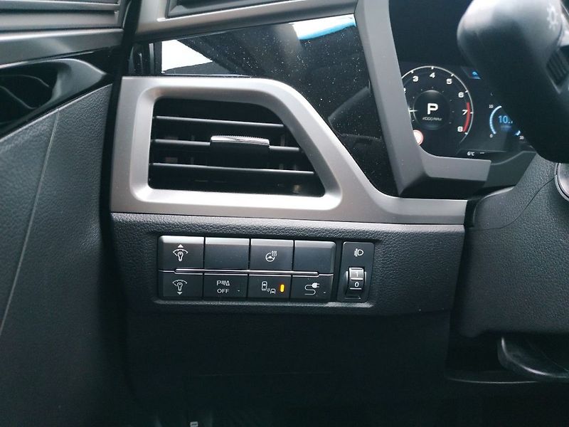 SsangYong Korando 1.5T, Style+2WD, AT, SKLADEM - fotka 20 z 23