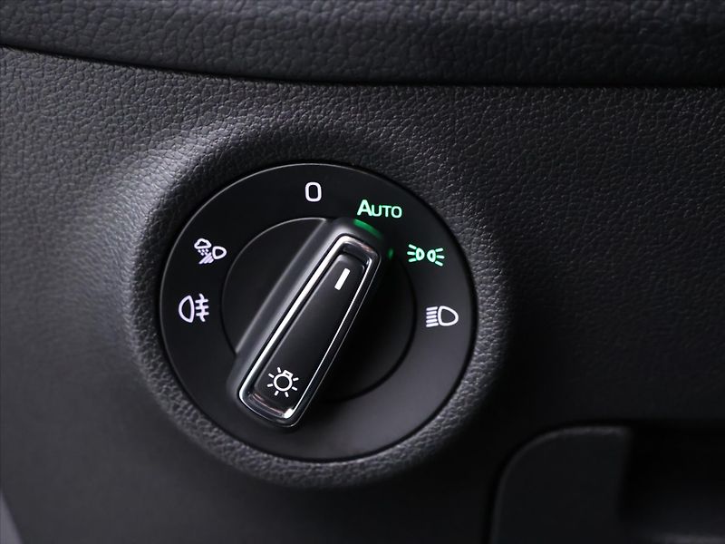 Škoda Kodiaq 2,0 TDI DSG 4x4 L&K DPH CZ 1Ma - fotka 17 z 39