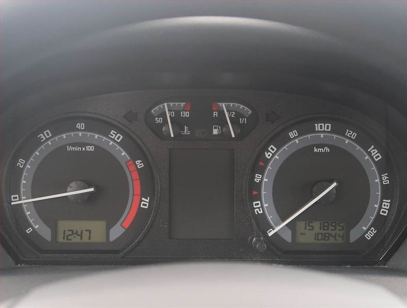 Škoda Fabia (2006) Ambiente 1.2, Serv.kniha - fotka 11 z 14